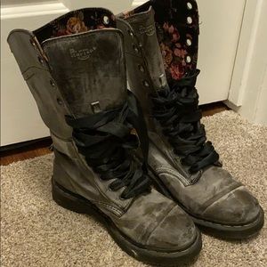 Dr marten boots